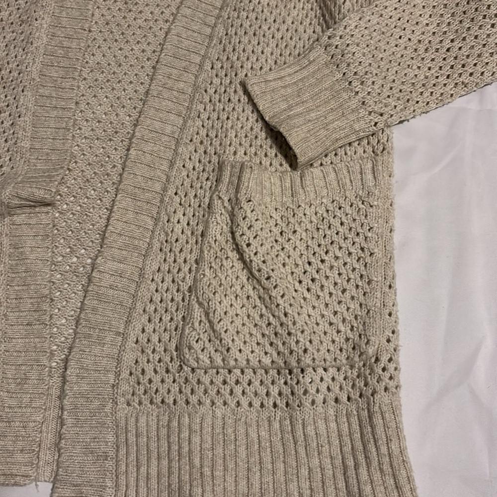 American Eagle Knit Cardigan - Picture 2 of 5